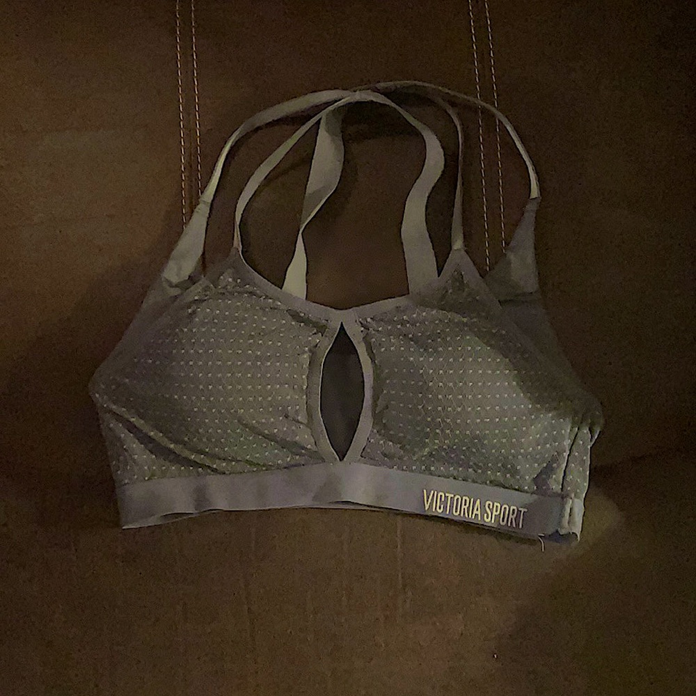 Victoria Sport padded sports bra